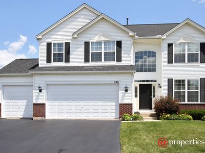 246 W Winding Trail Cir, Round Lake, IL, 60073