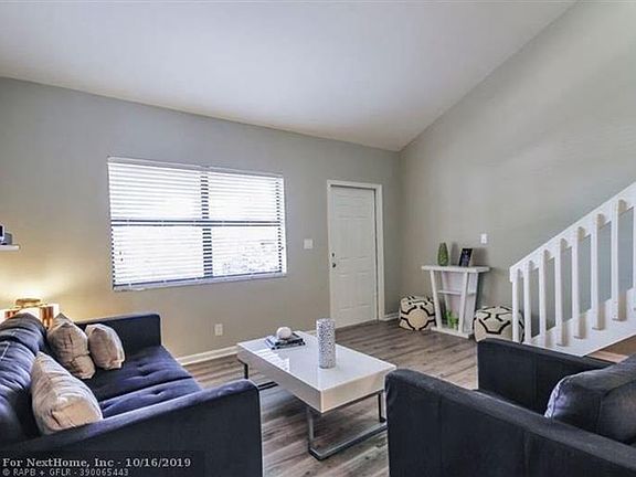 4th image of 1455 Holly Heights Dr APT 25
