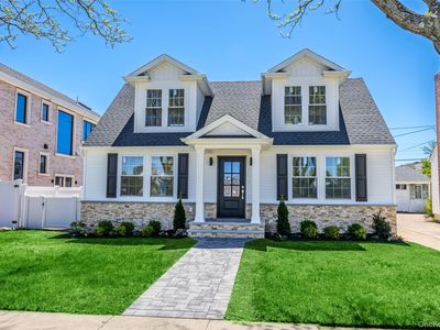 206 Devonshire Drive, New Hyde Park, NY, 11040