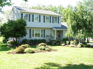 75 Willis Dr, Ewing, NJ 08628