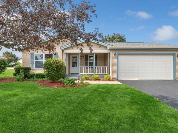 1 Hialeah Ct, Grayslake, IL 60030