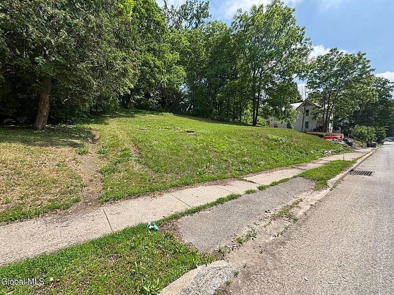 2nd image of 66 E Main Street