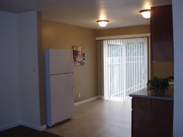 2nd image of 932 Heartwood Ave