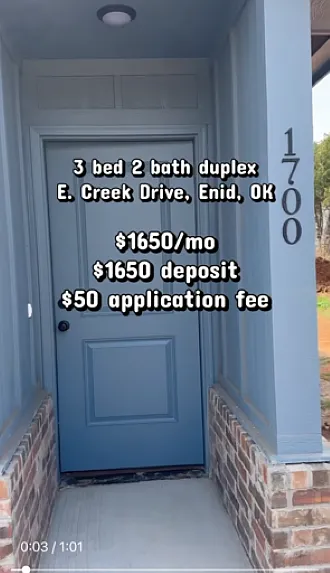 1700 & 1702 E Creek Dr — Photo 1