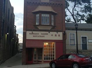 107 4th St E, Northfield, MN 55057