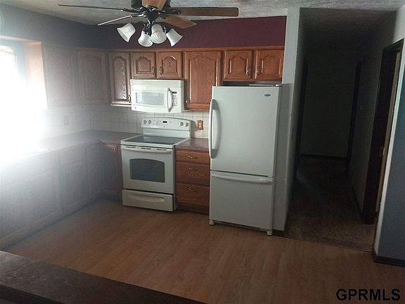 3rd image of 5233 S 52nd St