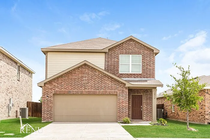 3 bed, 2.5 bath, 1605 sqft, $1,940 — Photo 1