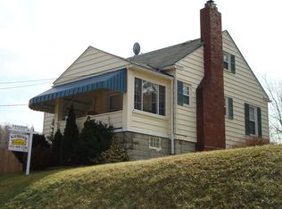 413 Victoria St, West Mifflin, PA 15122