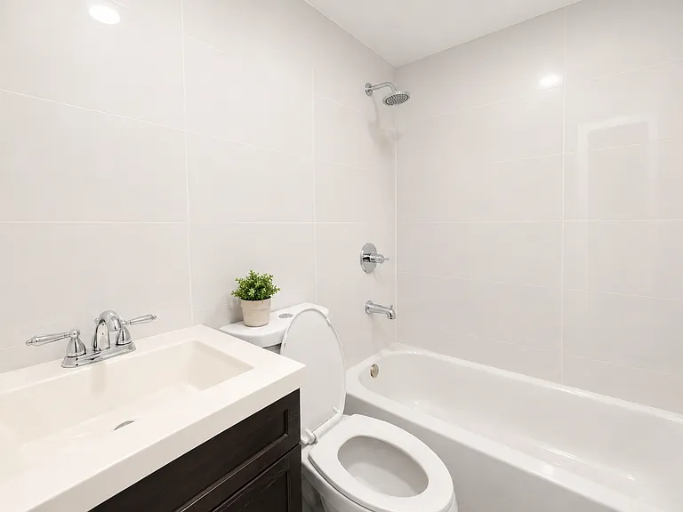780 Stafford Ave #2 — Photo 10