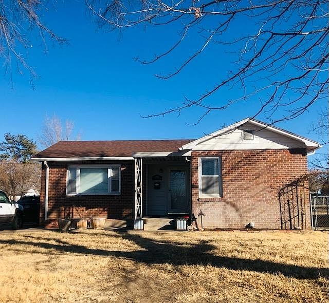 1st image of 2208 Hart Ave