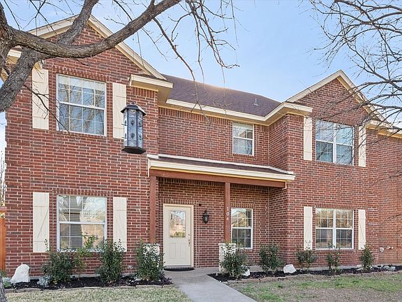 4th image of 104 Whipperwill Way