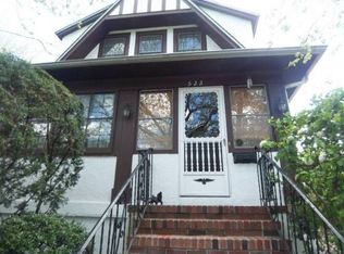 522 Oxford Rd, Cedarhurst, NY 11516