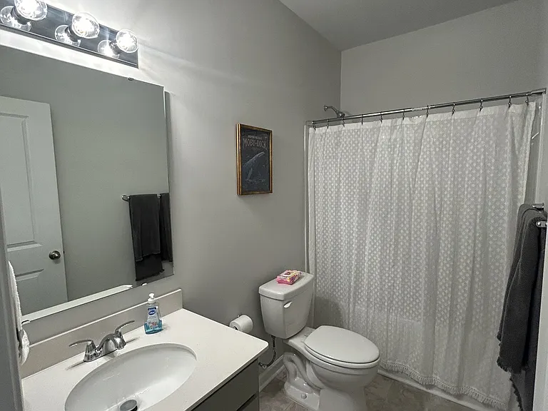 654 Melbourne Dr — Photo 6
