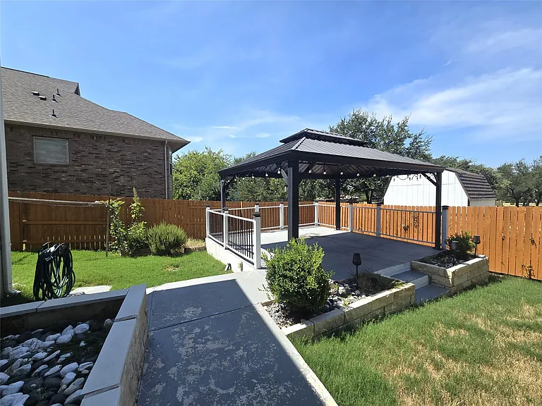 340 Cross Timbers Dr — Photo 37