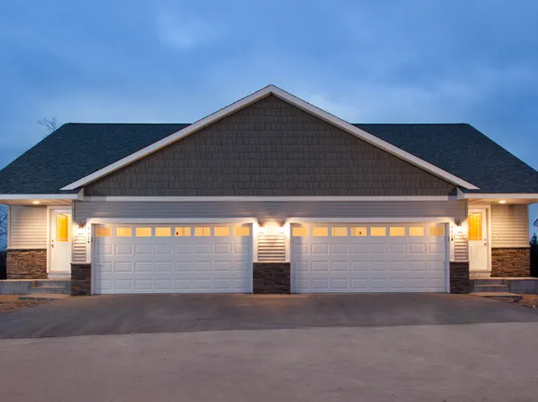 526 Lulu Ln, Roberts, WI 54023
