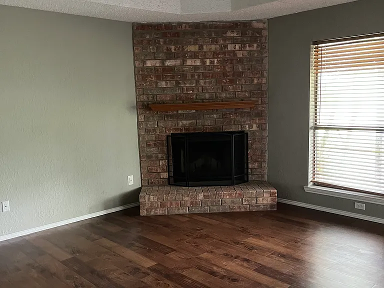 1010 Shawnee Rd — Photo 3