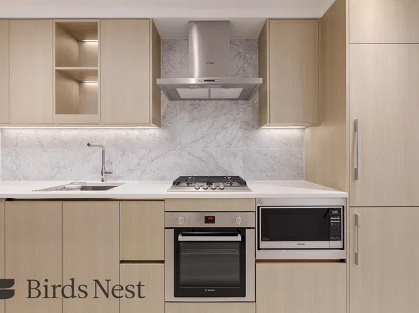4730 Lougheed Hwy, Burnaby, BC