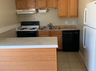 704 Dondee Dr APT 10, Manhattan, KS 66502