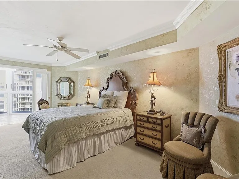 4041 Gulf Shore Blvd N #1007 — Photo 20