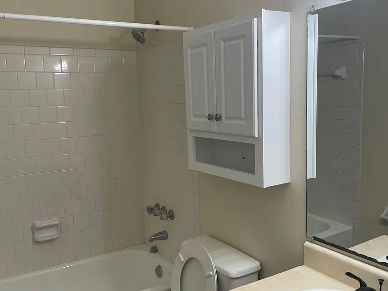 11620 Chemstrand Rd #5 — Photo 8
