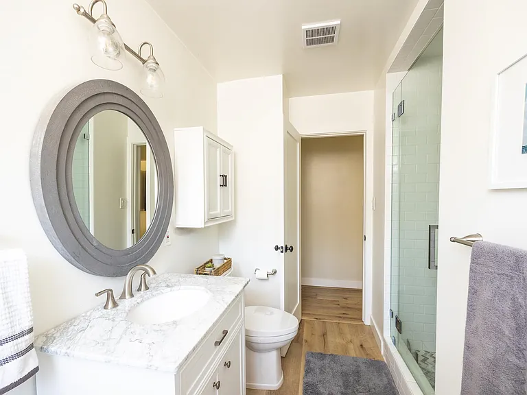 15136 Doty Ave — Photo 18