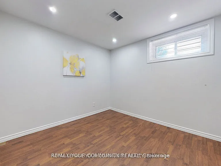 41 Shropshire Dr #BASEMENT — Photo 13