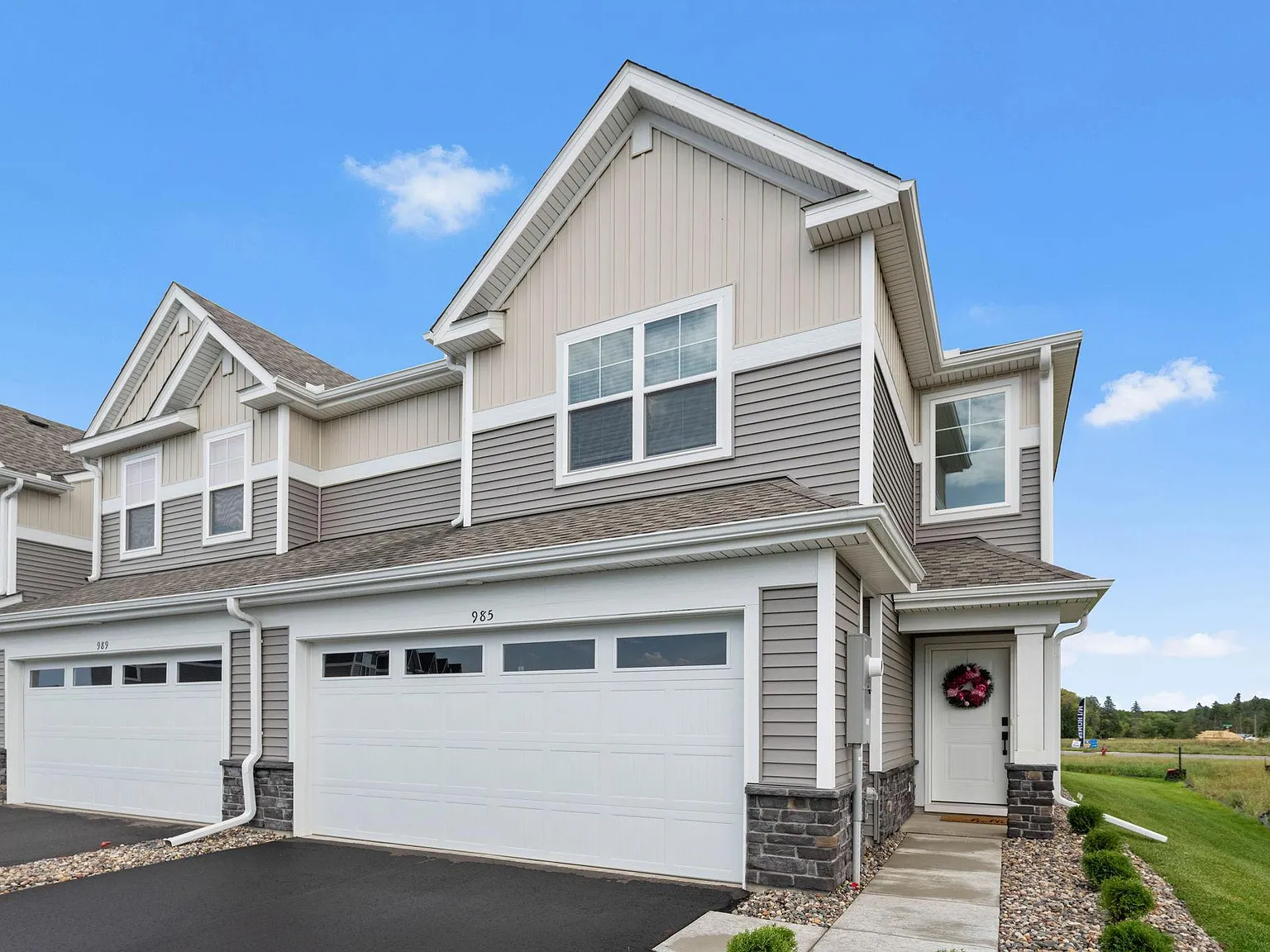 3 bed, 2.5 bath, 1772 sqft, $2,750 — Photo 1
