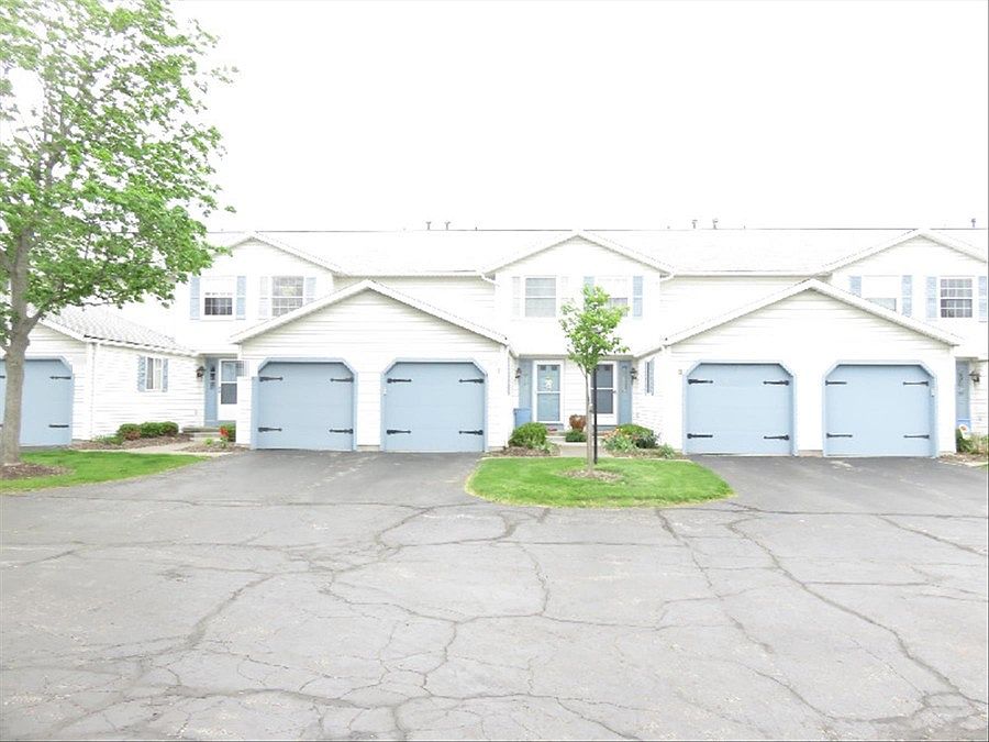 1st image of 9608 E Idlewood Dr