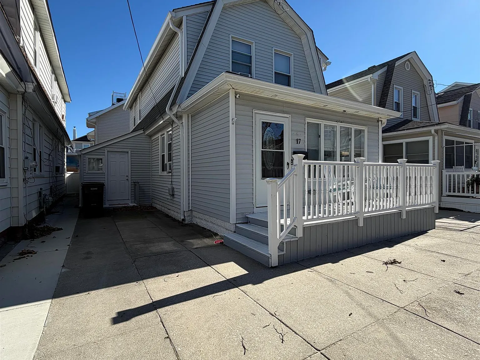 3 bed, 2.0 bath, $1,800 — Photo 3