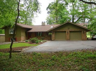 6348 Skyline Dr, East Lansing, MI 48823