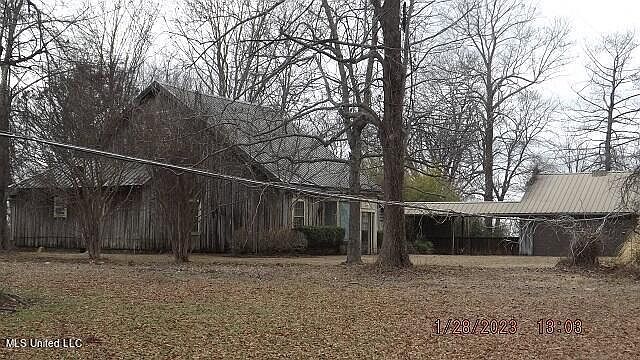 1st image of 1006 W Magnolia Ave