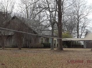 1006 W Magnolia Ave, Shelby, MS 38774
