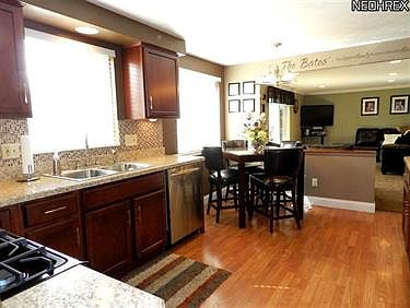 4th image of 10258 Belmeadow Dr