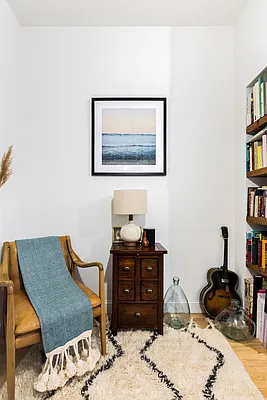 Rented by Compass | media 18