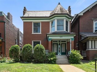 6050 McPherson Ave, Saint Louis, MO 63112