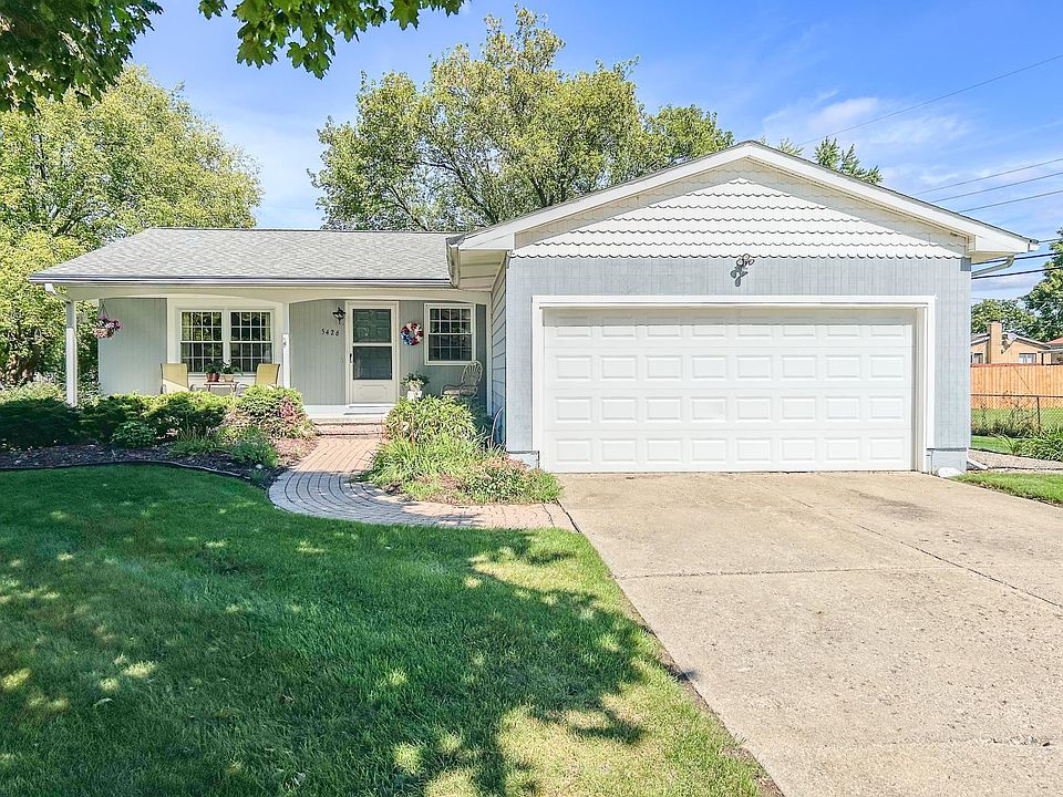 1st image of 5426 Meadowcrest Dr