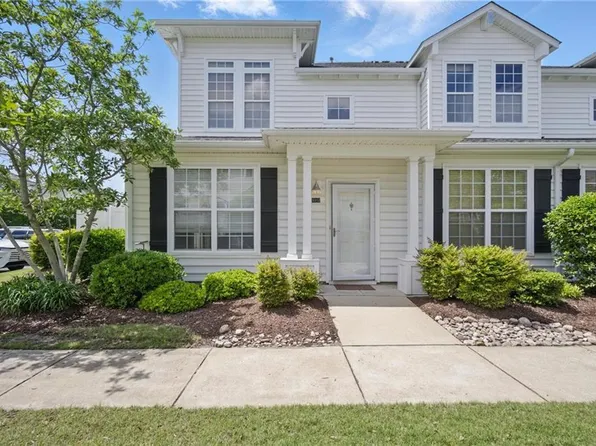 5312 Charmont Ct, Virginia Beach, VA 23455