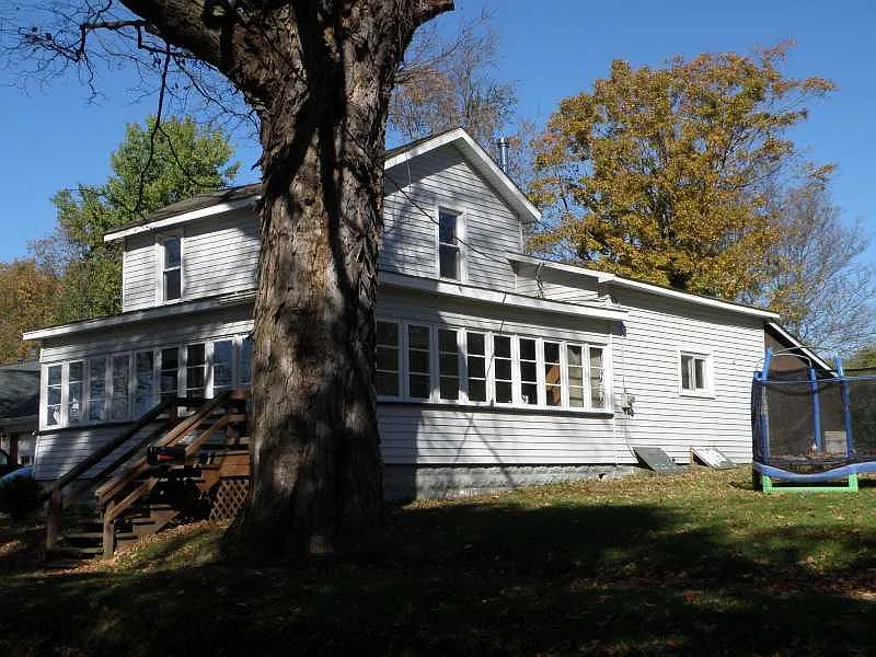 11 Park St photo 1