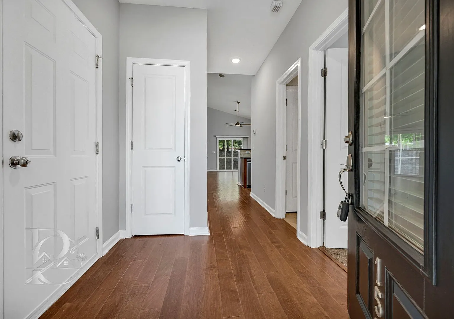 Three Bedroom Patio Home In Gated Community — Photo 3