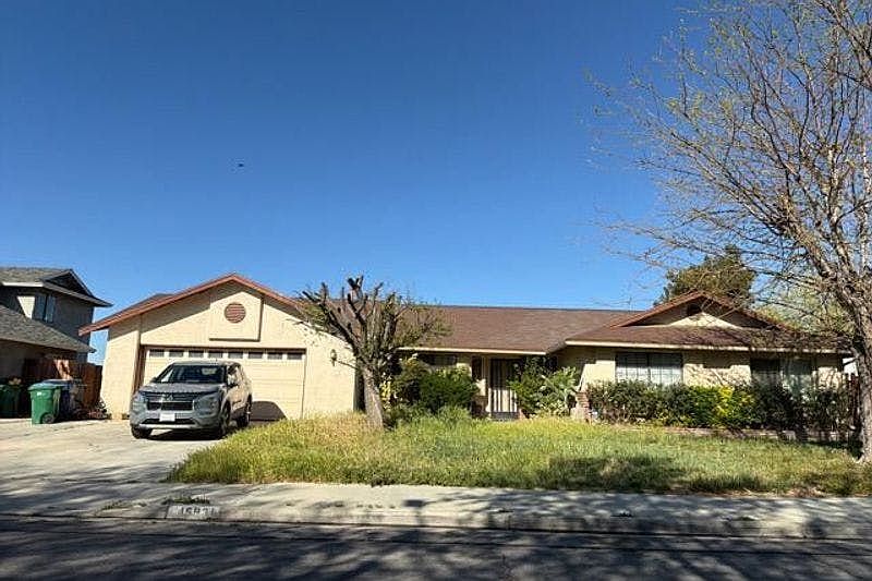 1st image of 45931 York Pl