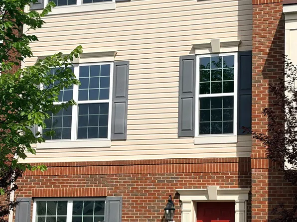 7120 Beaumont Pl, Hanover, MD 21076