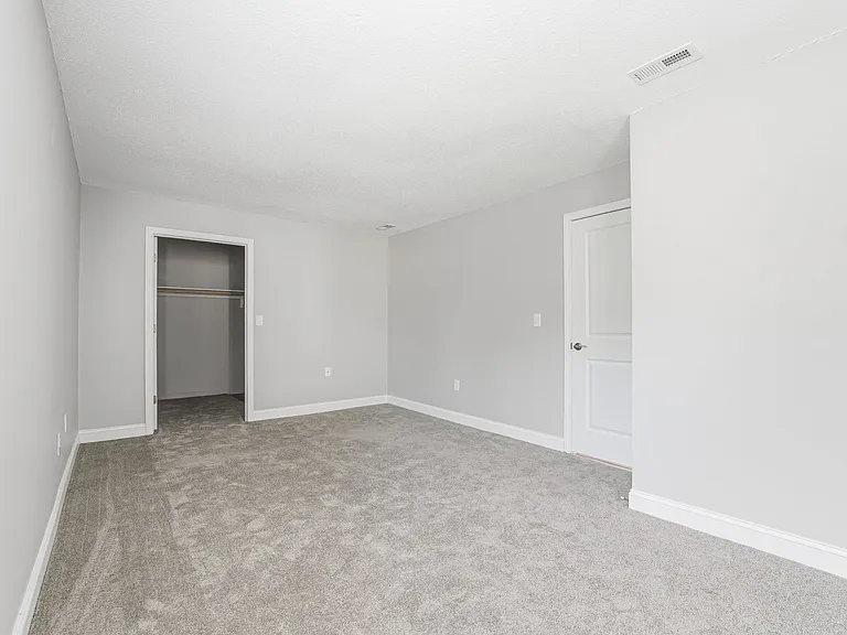 The Residences at Buttonwood — Photo 25