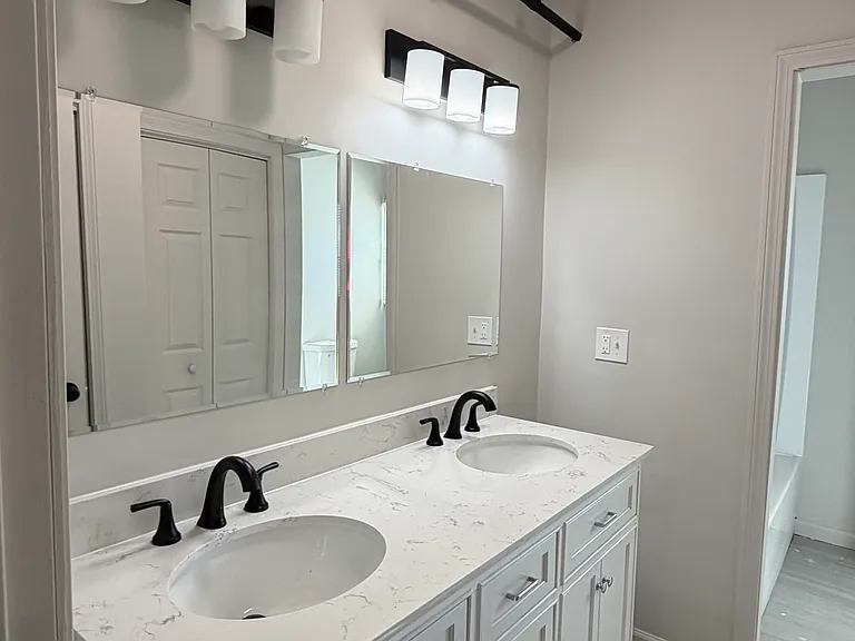 344 Blackstone St #3 — Photo 10
