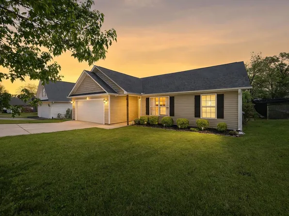 4 Richmond Dr, Greenville, SC 29617