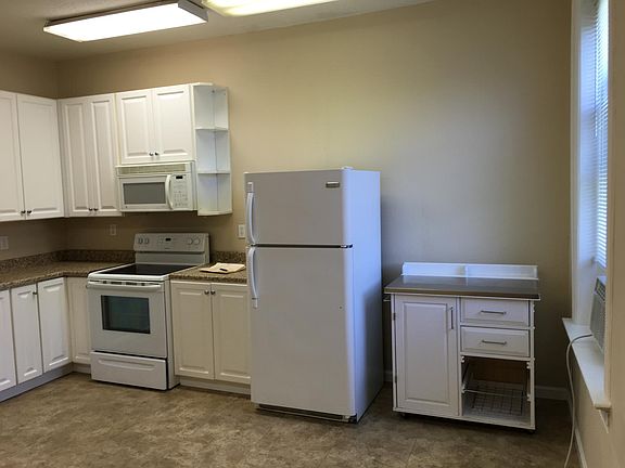 3rd image of 3201 Arsenal St #A