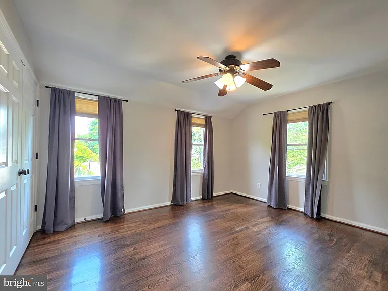 6012 Williamsburg Rd — Photo 13