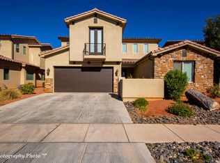 3800 Paradise Village Dr #24, Santa Clara, UT 84765