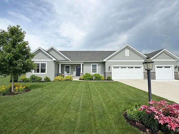 67320 Brentwood Dr, Goshen, IN 46526