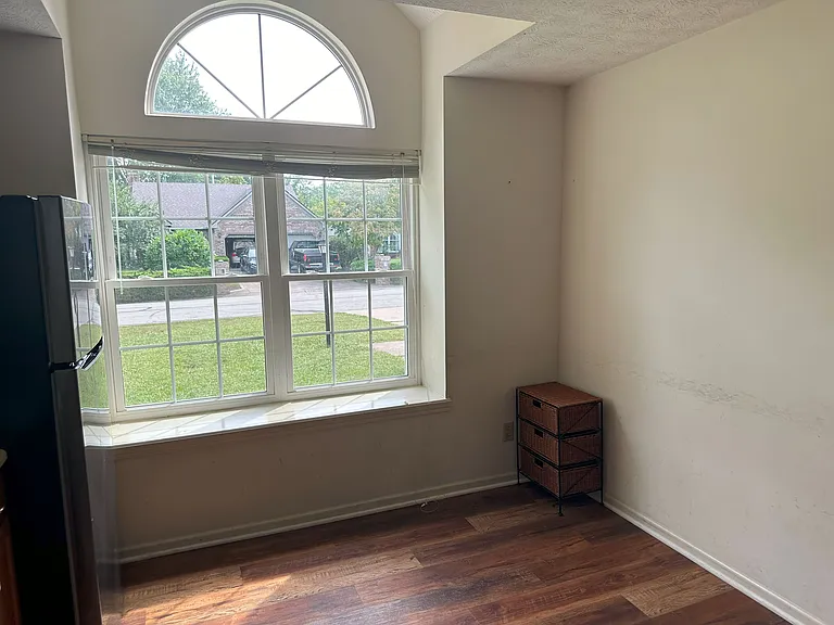 3004 Village Park North Dr — Photo 22