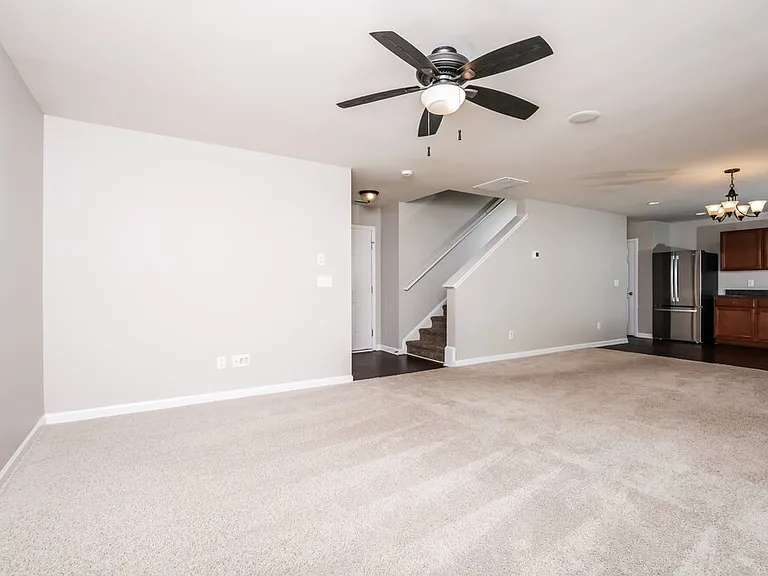 84 Pamlico Dr — Photo 5